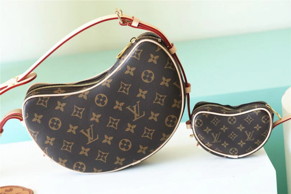 (image for) LOUIS VUITTON Croissant MM