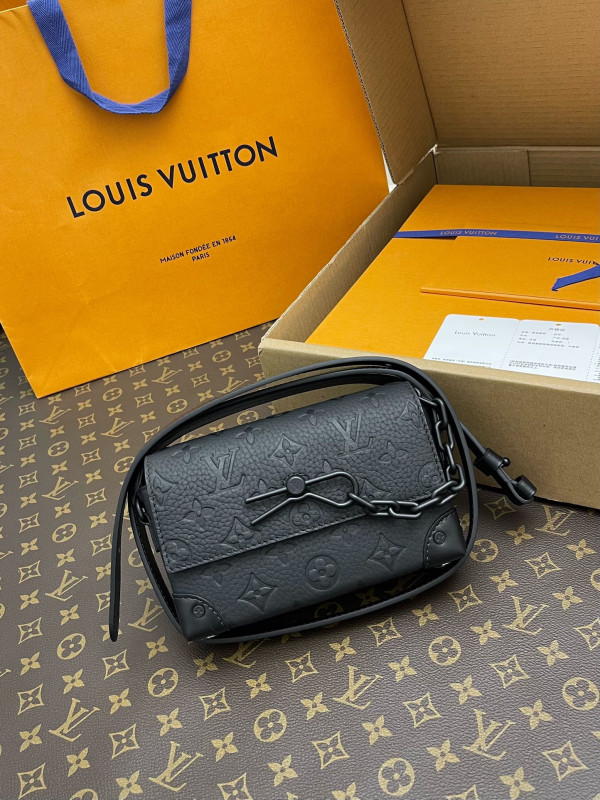 LOUIS VUITTON Steamer Wearable Wallet-18*11*6.5CM [M81746] CELINE CHANEL ACCESSORIES LOEWE SHOES LOUIS VUITTON DIRO YSL OTHER BRAND HANDBAGS BALENCIAGA BOTTEGA VENETA GOYARD HERMES BURBERRY VALENTINO GUCCI FENDI MIUMIU CHLOE PRADA BVLGARI SUITCASE NEW ARRIVAL 