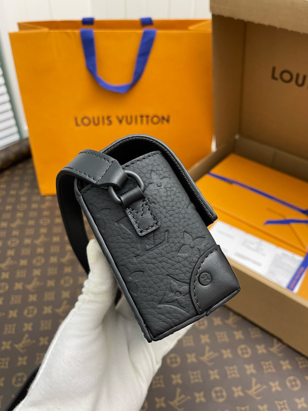 LOUIS VUITTON Steamer Wearable Wallet-18*11*6.5CM [M81746] CELINE CHANEL ACCESSORIES LOEWE SHOES LOUIS VUITTON DIRO YSL OTHER BRAND HANDBAGS BALENCIAGA BOTTEGA VENETA GOYARD HERMES BURBERRY VALENTINO GUCCI FENDI MIUMIU CHLOE PRADA BVLGARI SUITCASE NEW ARRIVAL 