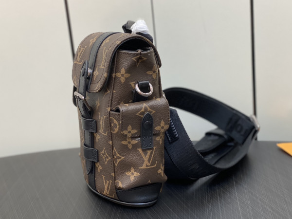 LOUIS VUITTON Nano Christopher [C1TDF-083113] CELINE CHANEL ACCESSORIES LOEWE SHOES LOUIS VUITTON DIRO YSL OTHER BRAND HANDBAGS BALENCIAGA BOTTEGA VENETA GOYARD HERMES BURBERRY VALENTINO GUCCI FENDI MIUMIU CHLOE PRADA BVLGARI SUITCASE NEW ARRIVAL 