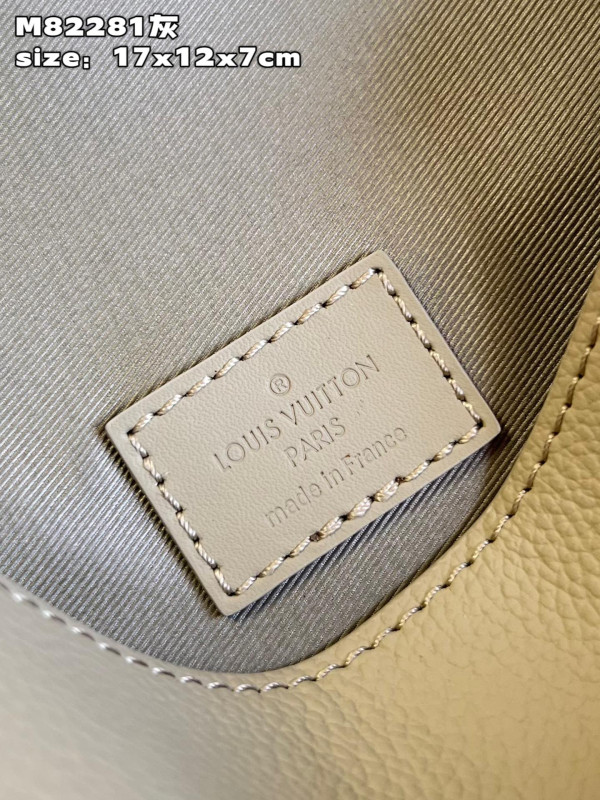LOUIS VUITTON Fastline Wearable Wallet [M82281] CELINE CHANEL ACCESSORIES LOEWE SHOES LOUIS VUITTON DIRO YSL OTHER BRAND HANDBAGS BALENCIAGA BOTTEGA VENETA GOYARD HERMES BURBERRY VALENTINO GUCCI FENDI MIUMIU CHLOE PRADA BVLGARI SUITCASE NEW ARRIVAL 