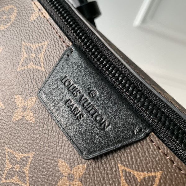 LOUIS VUITTON Moon Crossbody [M23835-1] CELINE CHANEL ACCESSORIES LOEWE SHOES LOUIS VUITTON DIRO YSL OTHER BRAND HANDBAGS BALENCIAGA BOTTEGA VENETA GOYARD HERMES BURBERRY VALENTINO GUCCI FENDI MIUMIU CHLOE PRADA BVLGARI SUITCASE NEW ARRIVAL 
