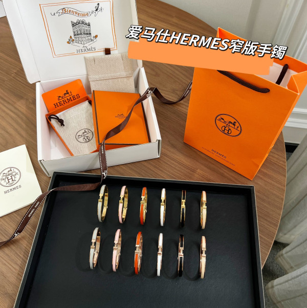 HERMES BRACELET [C1TDC-030608] CELINE CHANEL ACCESSORIES LOEWE SHOES LOUIS VUITTON DIRO YSL OTHER BRAND HANDBAGS BALENCIAGA BOTTEGA VENETA GOYARD HERMES BURBERRY VALENTINO GUCCI FENDI MIUMIU CHLOE PRADA BVLGARI SUITCASE NEW ARRIVAL 