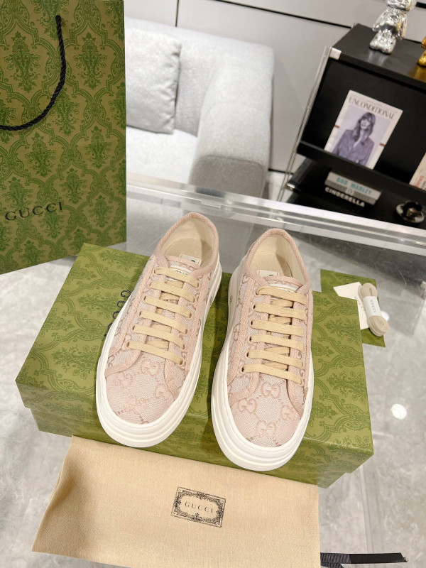 GUCCI SNEAKER [C1TDB-033113] CELINE CHANEL ACCESSORIES LOEWE SHOES LOUIS VUITTON DIRO YSL OTHER BRAND HANDBAGS BALENCIAGA BOTTEGA VENETA GOYARD HERMES BURBERRY VALENTINO GUCCI FENDI MIUMIU CHLOE PRADA BVLGARI SUITCASE NEW ARRIVAL 