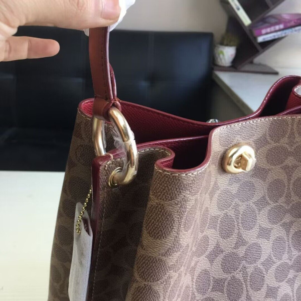 COACH Willow Bucket Bag [C1TD8-063209] CELINE CHANEL ACCESSORIES LOEWE SHOES LOUIS VUITTON DIRO YSL OTHER BRAND HANDBAGS BALENCIAGA BOTTEGA VENETA GOYARD HERMES BURBERRY VALENTINO GUCCI FENDI MIUMIU CHLOE PRADA BVLGARI SUITCASE NEW ARRIVAL 