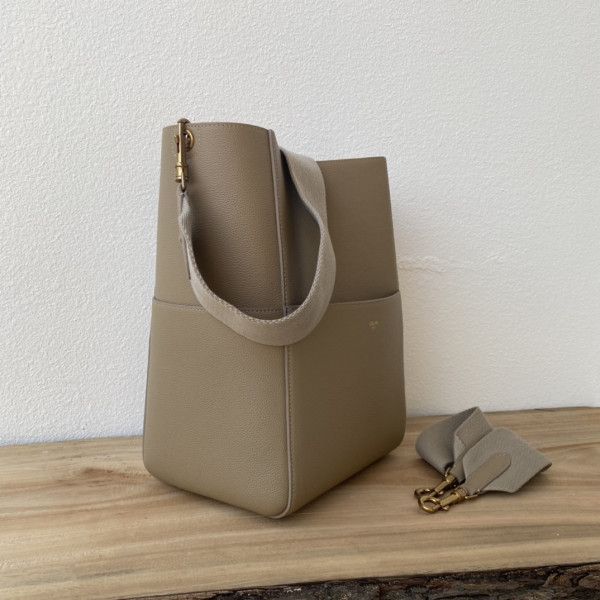 CELIN* SANGLE BUCKET [C1TD5-063559] CELINE CHANEL ACCESSORIES LOEWE SHOES LOUIS VUITTON DIRO YSL OTHER BRAND HANDBAGS BALENCIAGA BOTTEGA VENETA GOYARD HERMES BURBERRY VALENTINO GUCCI FENDI MIUMIU CHLOE PRADA BVLGARI SUITCASE NEW ARRIVAL 