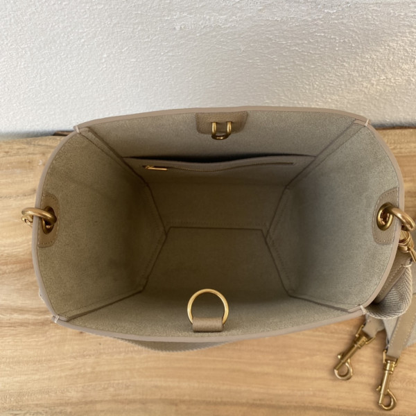 CELIN* SANGLE BUCKET [C1TD5-063157] CELINE CHANEL ACCESSORIES LOEWE SHOES LOUIS VUITTON DIRO YSL OTHER BRAND HANDBAGS BALENCIAGA BOTTEGA VENETA GOYARD HERMES BURBERRY VALENTINO GUCCI FENDI MIUMIU CHLOE PRADA BVLGARI SUITCASE NEW ARRIVAL 