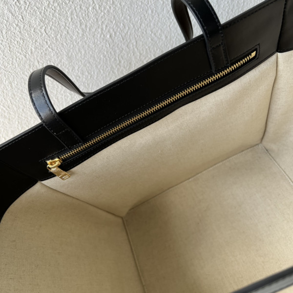 CELIN* SMALL CABAS [C1TD5-062524] CELINE CHANEL ACCESSORIES LOEWE SHOES LOUIS VUITTON DIRO YSL OTHER BRAND HANDBAGS BALENCIAGA BOTTEGA VENETA GOYARD HERMES BURBERRY VALENTINO GUCCI FENDI MIUMIU CHLOE PRADA BVLGARI SUITCASE NEW ARRIVAL 