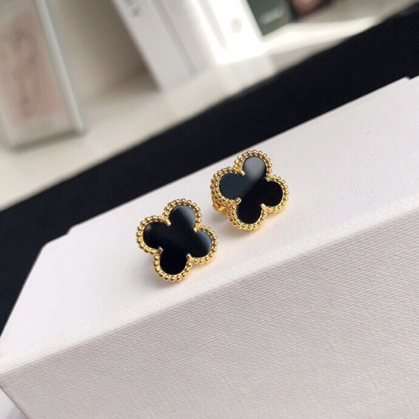 Van Cleef & Arpels Perlée EARRINGS [C1TD3-083314] CELINE CHANEL ACCESSORIES LOEWE SHOES LOUIS VUITTON DIRO YSL OTHER BRAND HANDBAGS BALENCIAGA BOTTEGA VENETA GOYARD HERMES BURBERRY VALENTINO GUCCI FENDI MIUMIU CHLOE PRADA BVLGARI SUITCASE NEW ARRIVAL 
