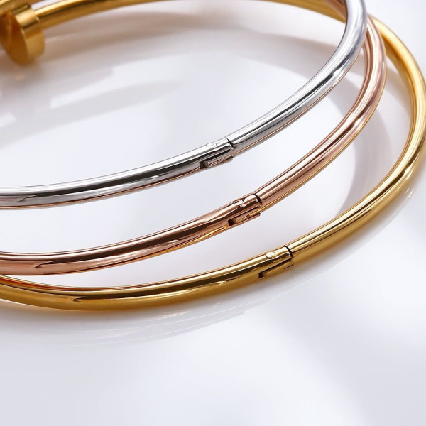 CARTIER BRACELET [C1TD3-082005] CELINE CHANEL ACCESSORIES LOEWE SHOES LOUIS VUITTON DIRO YSL OTHER BRAND HANDBAGS BALENCIAGA BOTTEGA VENETA GOYARD HERMES BURBERRY VALENTINO GUCCI FENDI MIUMIU CHLOE PRADA BVLGARI SUITCASE NEW ARRIVAL 