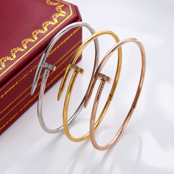 CARTIER BRACELET [C1TD3-082005] CELINE CHANEL ACCESSORIES LOEWE SHOES LOUIS VUITTON DIRO YSL OTHER BRAND HANDBAGS BALENCIAGA BOTTEGA VENETA GOYARD HERMES BURBERRY VALENTINO GUCCI FENDI MIUMIU CHLOE PRADA BVLGARI SUITCASE NEW ARRIVAL 