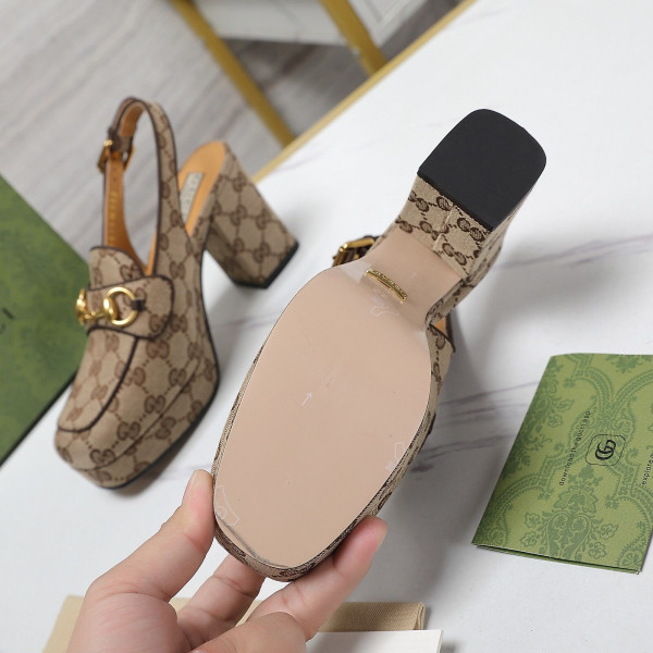 GUCCI WOMEN'S HORSEBIT MULE [C1TD3-024925] CELINE CHANEL ACCESSORIES LOEWE SHOES LOUIS VUITTON DIRO YSL OTHER BRAND HANDBAGS BALENCIAGA BOTTEGA VENETA GOYARD HERMES BURBERRY VALENTINO GUCCI FENDI MIUMIU CHLOE PRADA BVLGARI SUITCASE NEW ARRIVAL 
