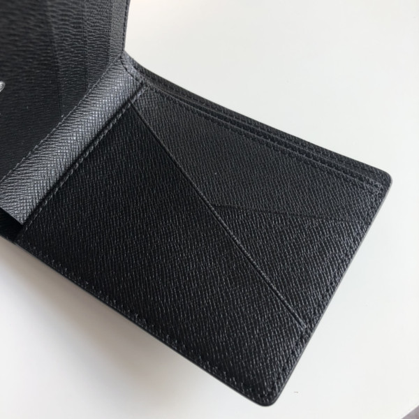 LOUIS VUITTON MULTIPLE WALLET [M30295] CELINE CHANEL ACCESSORIES LOEWE SHOES LOUIS VUITTON DIRO YSL OTHER BRAND HANDBAGS BALENCIAGA BOTTEGA VENETA GOYARD HERMES BURBERRY VALENTINO GUCCI FENDI MIUMIU CHLOE PRADA BVLGARI SUITCASE NEW ARRIVAL 