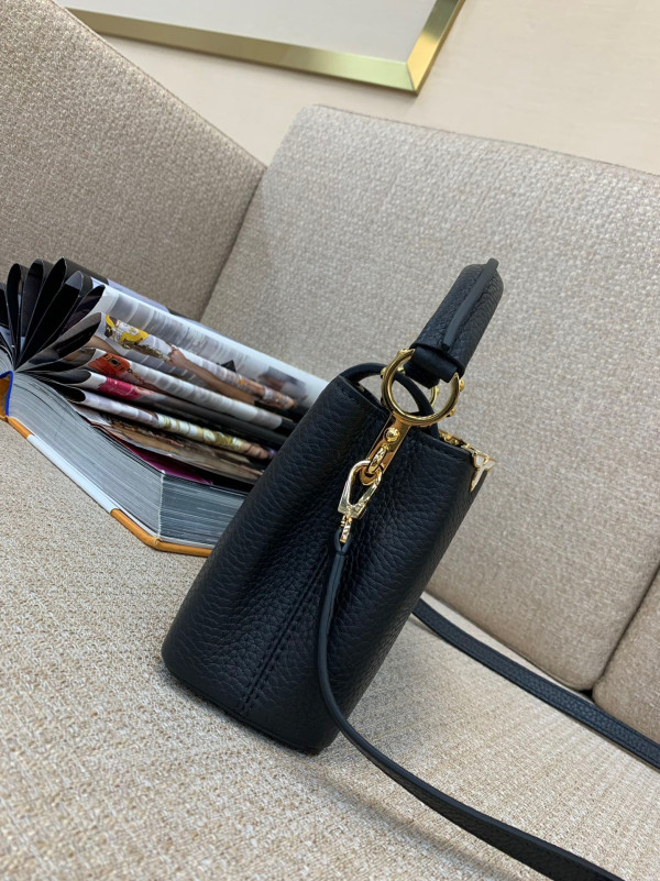 LOUIS VUITTON CAPUCINES MINI [C1MIC-051246] CELINE CHANEL ACCESSORIES LOEWE SHOES LOUIS VUITTON DIRO YSL OTHER BRAND HANDBAGS BALENCIAGA BOTTEGA VENETA GOYARD HERMES BURBERRY VALENTINO GUCCI FENDI MIUMIU CHLOE PRADA BVLGARI SUITCASE NEW ARRIVAL 