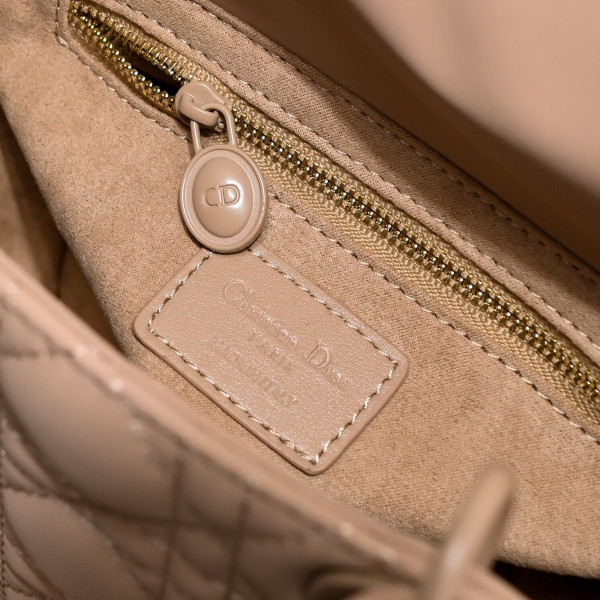 LADY DIRO SMALL-20-16.5-8CM [C1MIB-091458] CELINE CHANEL ACCESSORIES LOEWE SHOES LOUIS VUITTON DIRO YSL OTHER BRAND HANDBAGS BALENCIAGA BOTTEGA VENETA GOYARD HERMES BURBERRY VALENTINO GUCCI FENDI MIUMIU CHLOE PRADA BVLGARI SUITCASE NEW ARRIVAL 