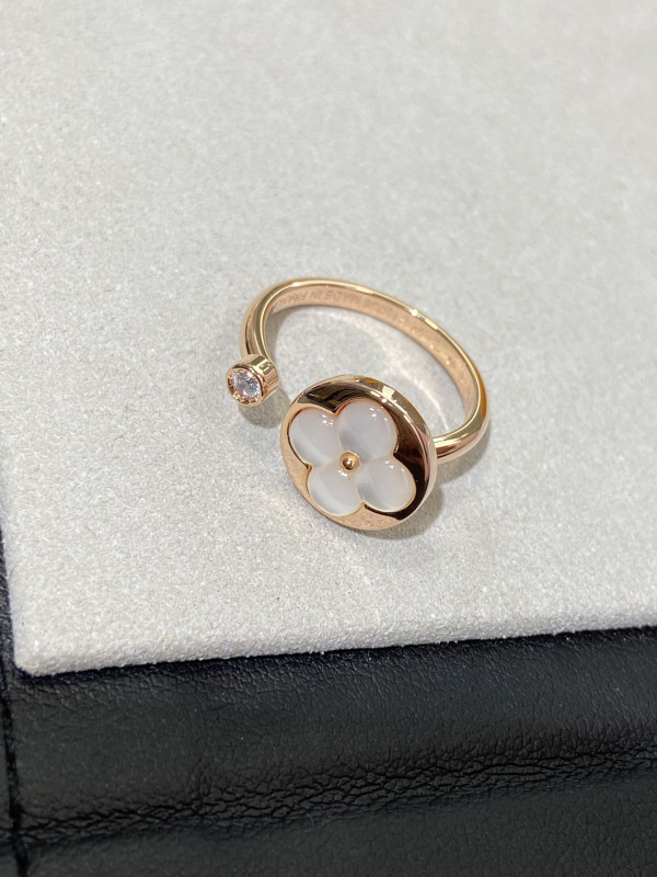 LOUIS VUITTON EARRINGS [C1MI6-032854] CELINE CHANEL ACCESSORIES LOEWE SHOES LOUIS VUITTON DIRO YSL OTHER BRAND HANDBAGS BALENCIAGA BOTTEGA VENETA GOYARD HERMES BURBERRY VALENTINO GUCCI FENDI MIUMIU CHLOE PRADA BVLGARI SUITCASE NEW ARRIVAL 