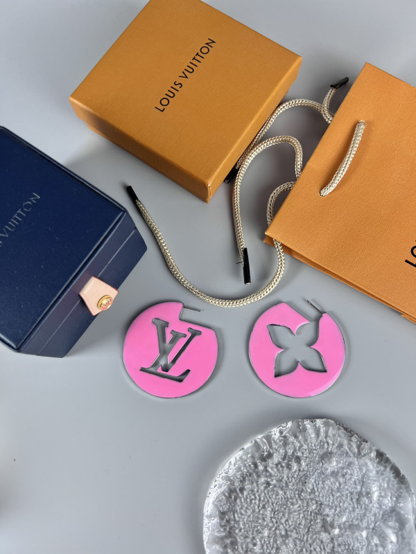 LOUIS VUITTON EARRINGS [C1MI6-031726] CELINE CHANEL ACCESSORIES LOEWE SHOES LOUIS VUITTON DIRO YSL OTHER BRAND HANDBAGS BALENCIAGA BOTTEGA VENETA GOYARD HERMES BURBERRY VALENTINO GUCCI FENDI MIUMIU CHLOE PRADA BVLGARI SUITCASE NEW ARRIVAL 