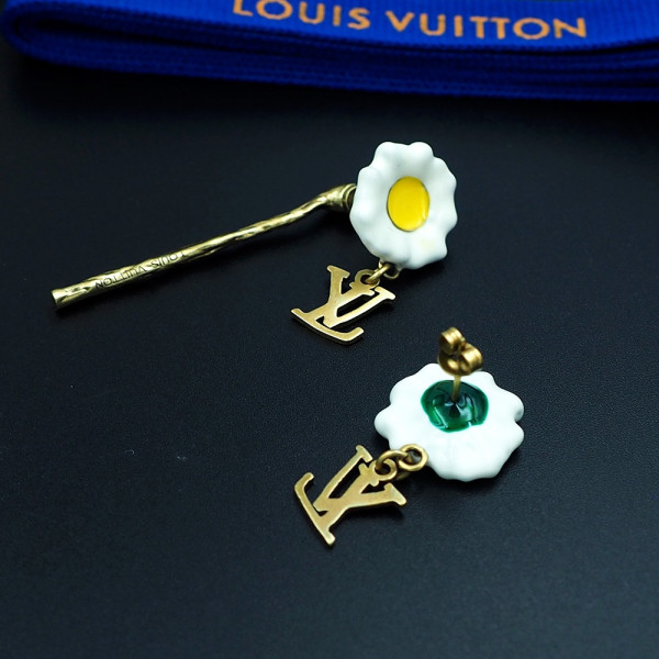 LOUIS VUITTON EARRINGS [MP2637] CELINE CHANEL ACCESSORIES LOEWE SHOES LOUIS VUITTON DIRO YSL OTHER BRAND HANDBAGS BALENCIAGA BOTTEGA VENETA GOYARD HERMES BURBERRY VALENTINO GUCCI FENDI MIUMIU CHLOE PRADA BVLGARI SUITCASE NEW ARRIVAL 