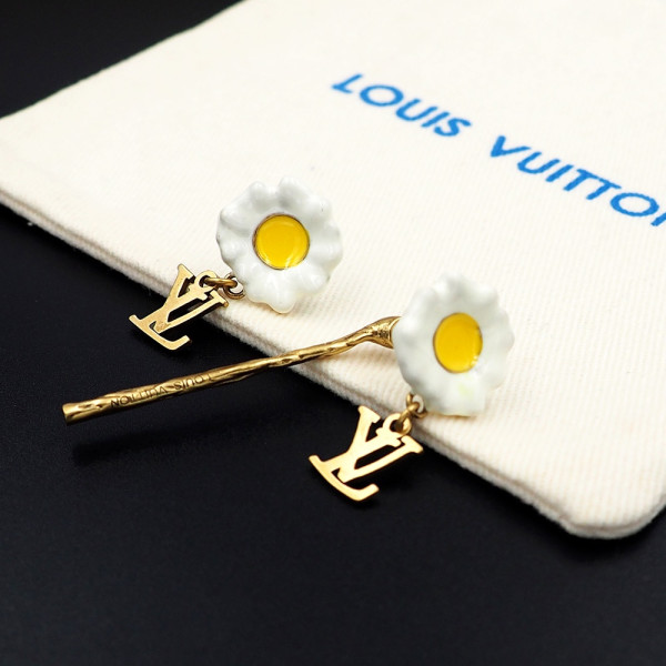 LOUIS VUITTON EARRINGS [MP2637] CELINE CHANEL ACCESSORIES LOEWE SHOES LOUIS VUITTON DIRO YSL OTHER BRAND HANDBAGS BALENCIAGA BOTTEGA VENETA GOYARD HERMES BURBERRY VALENTINO GUCCI FENDI MIUMIU CHLOE PRADA BVLGARI SUITCASE NEW ARRIVAL 