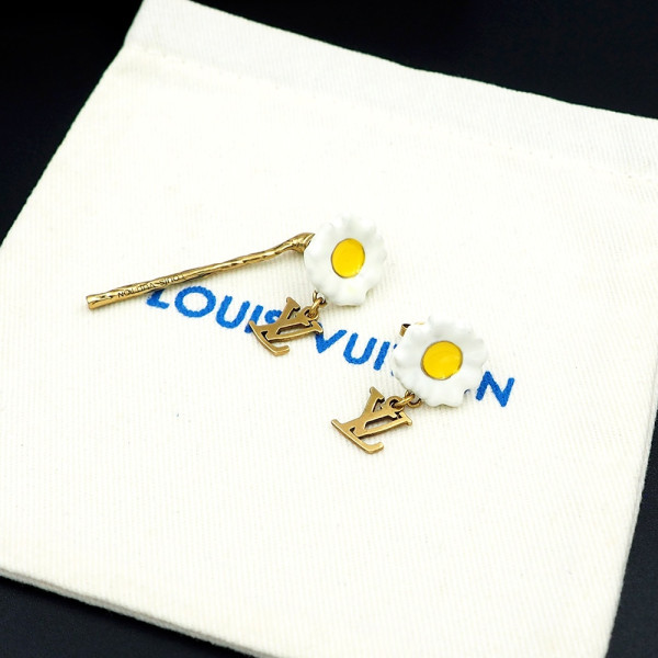 LOUIS VUITTON EARRINGS [MP2637] CELINE CHANEL ACCESSORIES LOEWE SHOES LOUIS VUITTON DIRO YSL OTHER BRAND HANDBAGS BALENCIAGA BOTTEGA VENETA GOYARD HERMES BURBERRY VALENTINO GUCCI FENDI MIUMIU CHLOE PRADA BVLGARI SUITCASE NEW ARRIVAL 
