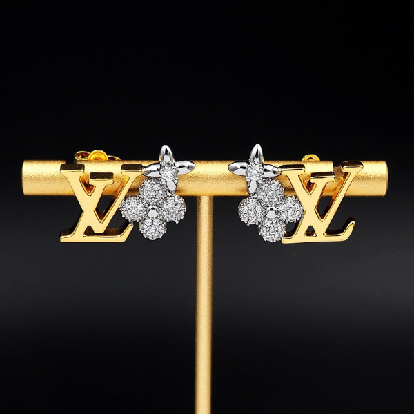 LOUIS VUITTON EARRINGS [m01264] CELINE CHANEL ACCESSORIES LOEWE SHOES LOUIS VUITTON DIRO YSL OTHER BRAND HANDBAGS BALENCIAGA BOTTEGA VENETA GOYARD HERMES BURBERRY VALENTINO GUCCI FENDI MIUMIU CHLOE PRADA BVLGARI SUITCASE NEW ARRIVAL 