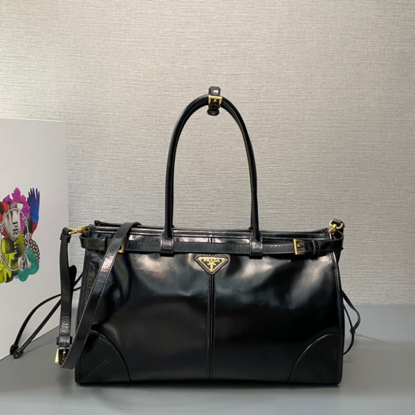 Prada Large leather handbag [1BA433] CELINE CHANEL ACCESSORIES LOEWE SHOES LOUIS VUITTON DIRO YSL OTHER BRAND HANDBAGS BALENCIAGA BOTTEGA VENETA GOYARD HERMES BURBERRY VALENTINO GUCCI FENDI MIUMIU CHLOE PRADA BVLGARI SUITCASE NEW ARRIVAL 