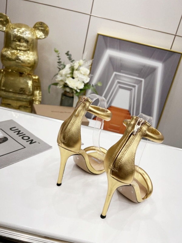 gianvito rossi sandals [G61635.15RIC.NPSMEKO] CELINE CHANEL ACCESSORIES LOEWE SHOES LOUIS VUITTON DIRO YSL OTHER BRAND HANDBAGS BALENCIAGA BOTTEGA VENETA GOYARD HERMES BURBERRY VALENTINO GUCCI FENDI MIUMIU CHLOE PRADA BVLGARI SUITCASE NEW ARRIVAL 