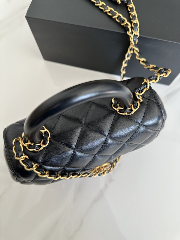 CL SMALL FLAP BAG WITH TOP HANDLE [AS4573] CELINE CHANEL ACCESSORIES LOEWE SHOES LOUIS VUITTON DIRO YSL OTHER BRAND HANDBAGS BALENCIAGA BOTTEGA VENETA GOYARD HERMES BURBERRY VALENTINO GUCCI FENDI MIUMIU CHLOE PRADA BVLGARI SUITCASE NEW ARRIVAL 