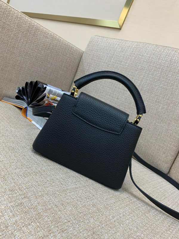 (image for) LOUIS VUITTON CAPUCINES MINI