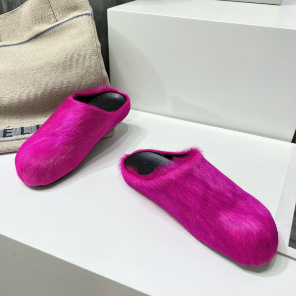 (image for) MARNI FUCHSIA LONG-HAIR CALFSKIN FUSSBETT SABOT