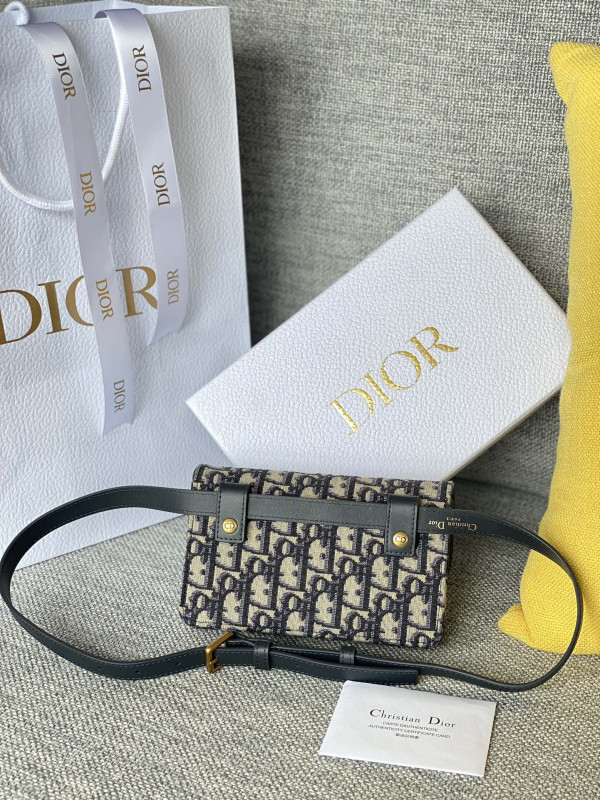 (image for) DIRO SADDLE BELT POUCH