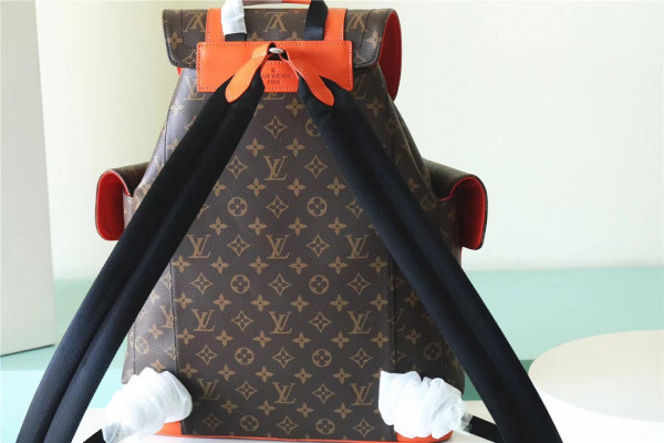 (image for) LOUIS VUITTON CHRISTOPHER MM