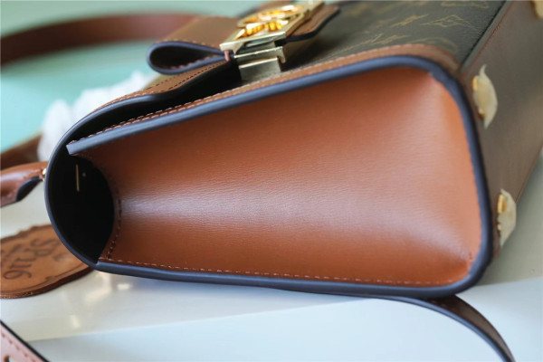 (image for) LOUIS VUITTON DAUPHINE CAPITALE