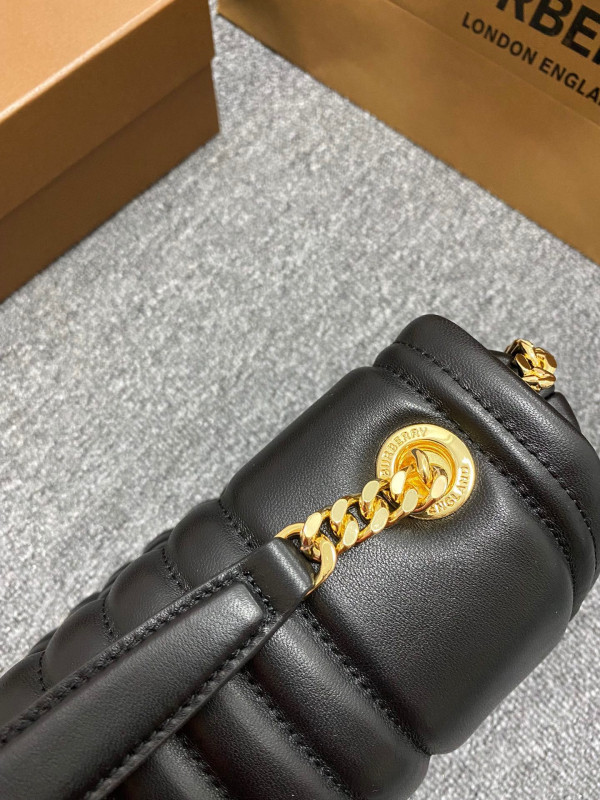 (image for) BURBERRY Small Lola Camera Bag