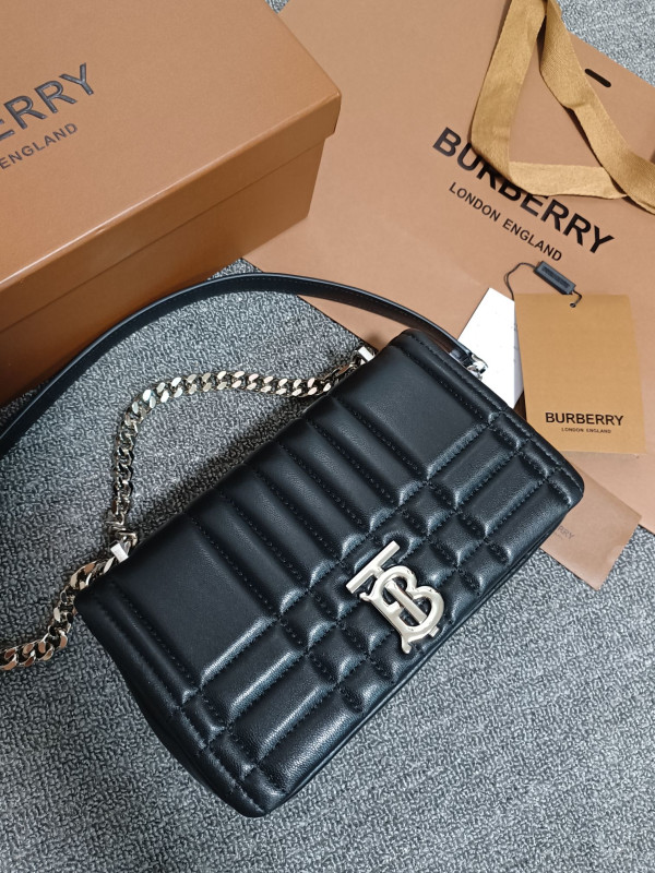 (image for) BURBERRY Small Lola Camera Bag