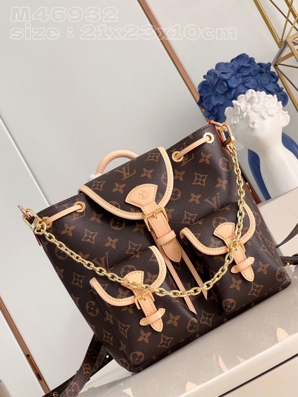 (image for) LOUIS VUITTON Excursion PM