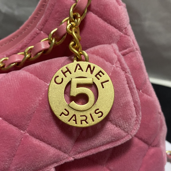 (image for) CL SMALL HOBO HANDBAG