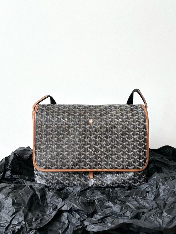 (image for) GOYARD MESSENGER
