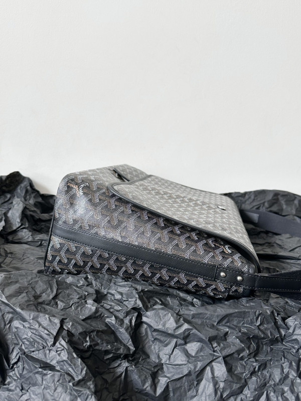 (image for) GOYARD MESSENGER