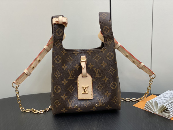 (image for) LOUIS VUITTON Atlantis BB