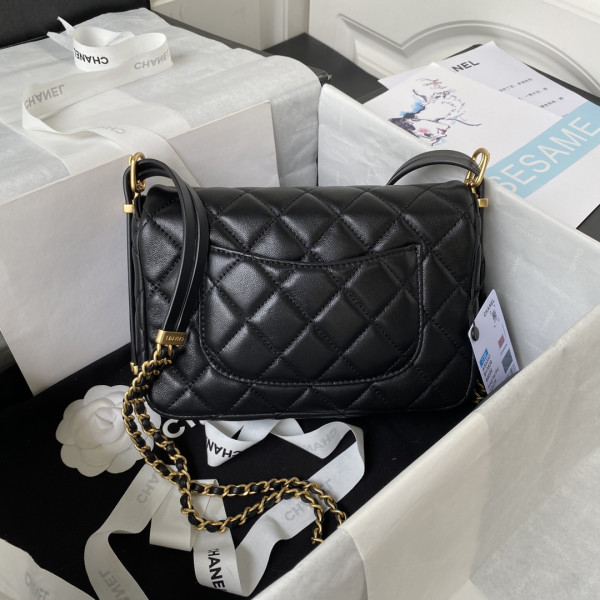 (image for) CL SMALL FLAP BAG