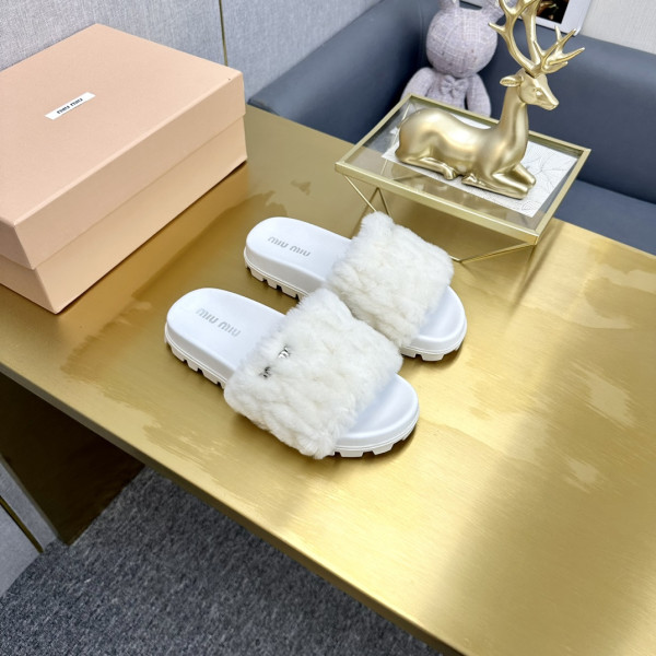 (image for) MIU MIU SLIPPERS