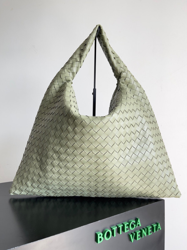 (image for) BOTTEGA VENETA Large Hop