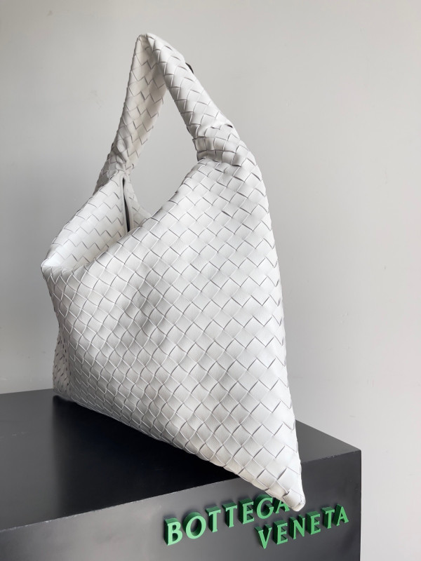 (image for) BOTTEGA VENETA Large Hop