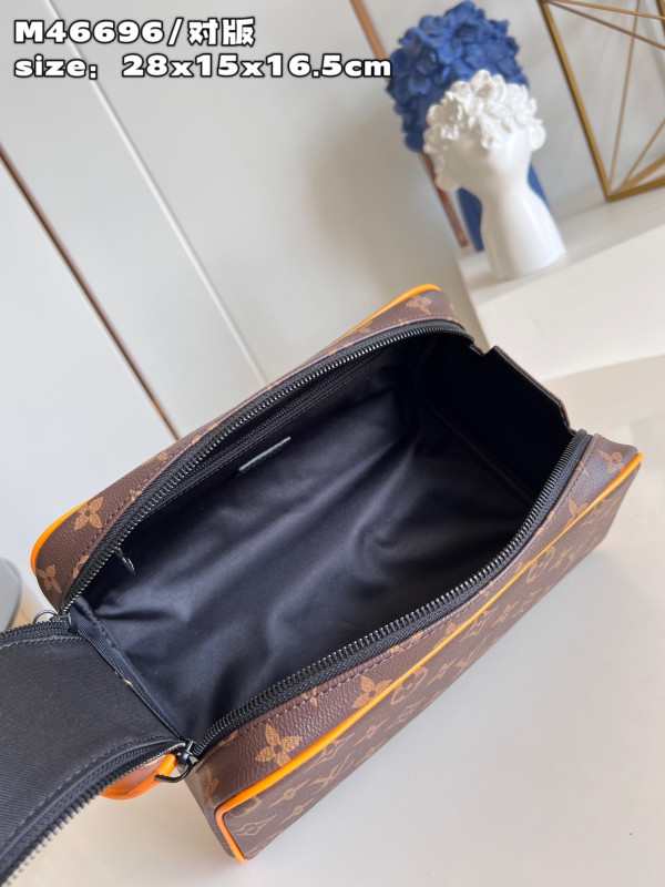 LOUIS VUITTON DOPP KIT TOILET POUCH [M46696] CELINE CHANEL ACCESSORIES LOEWE SHOES LOUIS VUITTON DIRO YSL OTHER BRAND HANDBAGS BALENCIAGA BOTTEGA VENETA GOYARD HERMES BURBERRY VALENTINO GUCCI FENDI MIUMIU CHLOE PRADA BVLGARI SUITCASE NEW ARRIVAL 