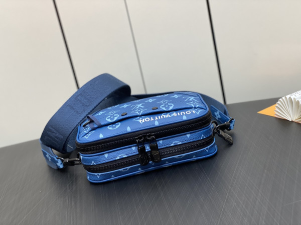 LOUIS VUITTON Nano Alpha [M82801] CELINE CHANEL ACCESSORIES LOEWE SHOES LOUIS VUITTON DIRO YSL OTHER BRAND HANDBAGS BALENCIAGA BOTTEGA VENETA GOYARD HERMES BURBERRY VALENTINO GUCCI FENDI MIUMIU CHLOE PRADA BVLGARI SUITCASE NEW ARRIVAL 