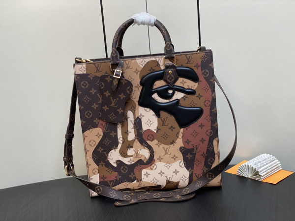 LOUIS VUITTON Sac Plat NV [M46679] CELINE CHANEL ACCESSORIES LOEWE SHOES LOUIS VUITTON DIRO YSL OTHER BRAND HANDBAGS BALENCIAGA BOTTEGA VENETA GOYARD HERMES BURBERRY VALENTINO GUCCI FENDI MIUMIU CHLOE PRADA BVLGARI SUITCASE NEW ARRIVAL 