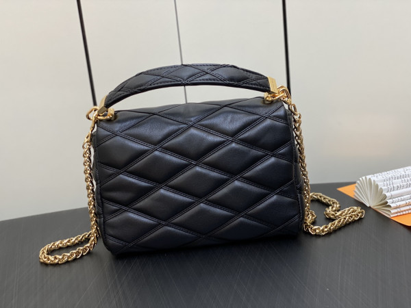 LOUIS VUITTON GO-14 MM [M22891] CELINE CHANEL ACCESSORIES LOEWE SHOES LOUIS VUITTON DIRO YSL OTHER BRAND HANDBAGS BALENCIAGA BOTTEGA VENETA GOYARD HERMES BURBERRY VALENTINO GUCCI FENDI MIUMIU CHLOE PRADA BVLGARI SUITCASE NEW ARRIVAL 