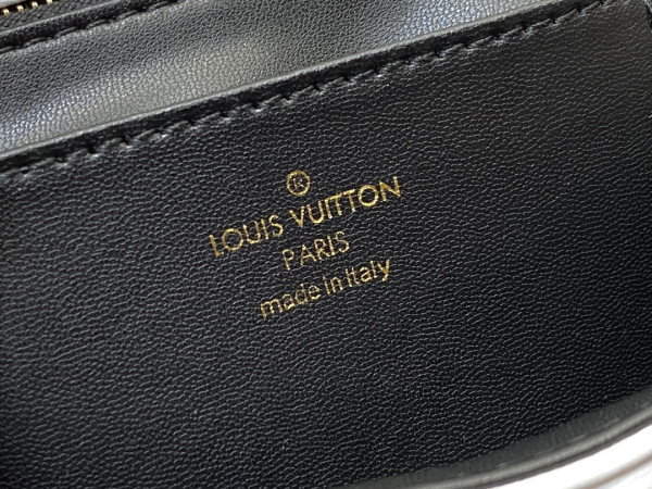 LOUIS VUITTON GO-14 MM [M22890] CELINE CHANEL ACCESSORIES LOEWE SHOES LOUIS VUITTON DIRO YSL OTHER BRAND HANDBAGS BALENCIAGA BOTTEGA VENETA GOYARD HERMES BURBERRY VALENTINO GUCCI FENDI MIUMIU CHLOE PRADA BVLGARI SUITCASE NEW ARRIVAL 