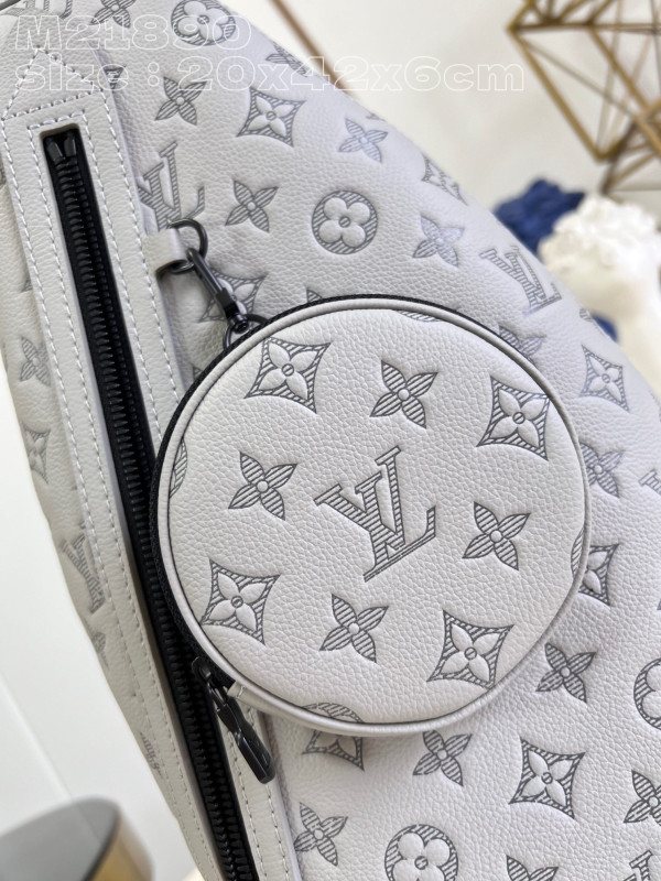 LOUIS VUITTON Duo Slingbag-20*42*6cm [M21890-1] CELINE CHANEL ACCESSORIES LOEWE SHOES LOUIS VUITTON DIRO YSL OTHER BRAND HANDBAGS BALENCIAGA BOTTEGA VENETA GOYARD HERMES BURBERRY VALENTINO GUCCI FENDI MIUMIU CHLOE PRADA BVLGARI SUITCASE NEW ARRIVAL 